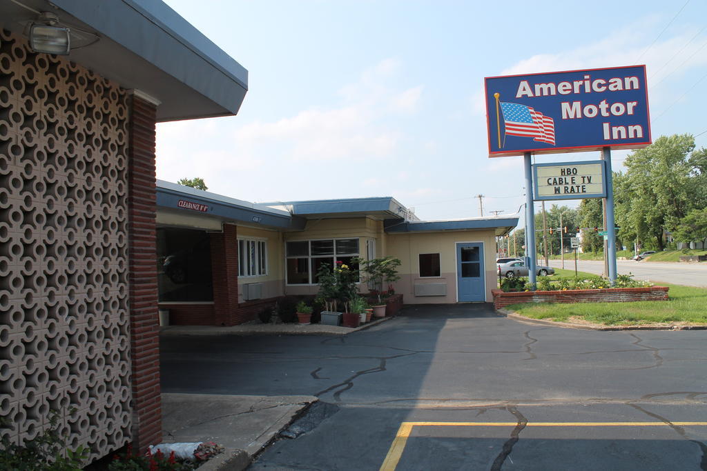 American Motor Inn - 록 아일랜드 외부 사진