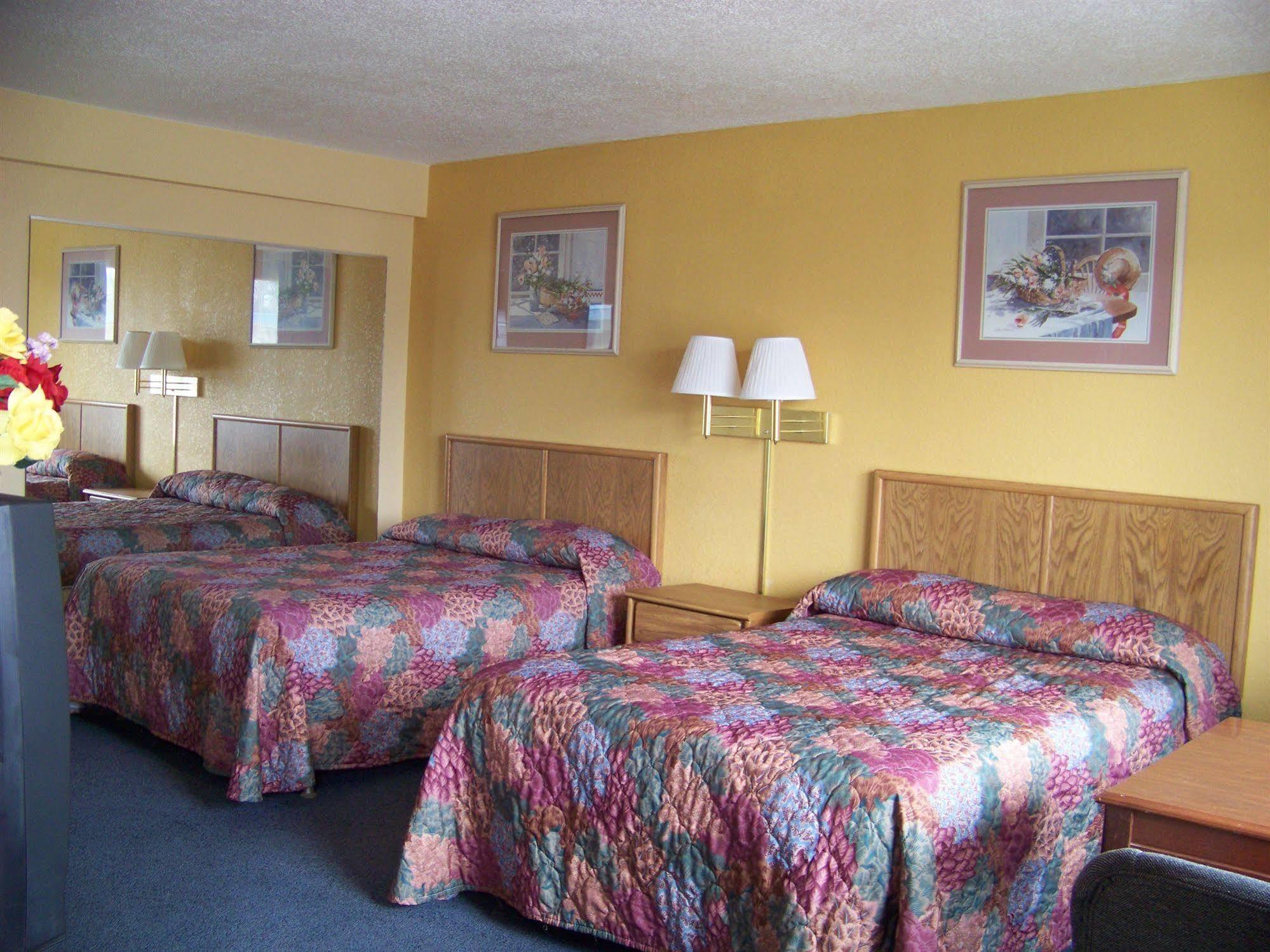American Motor Inn - 록 아일랜드 외부 사진